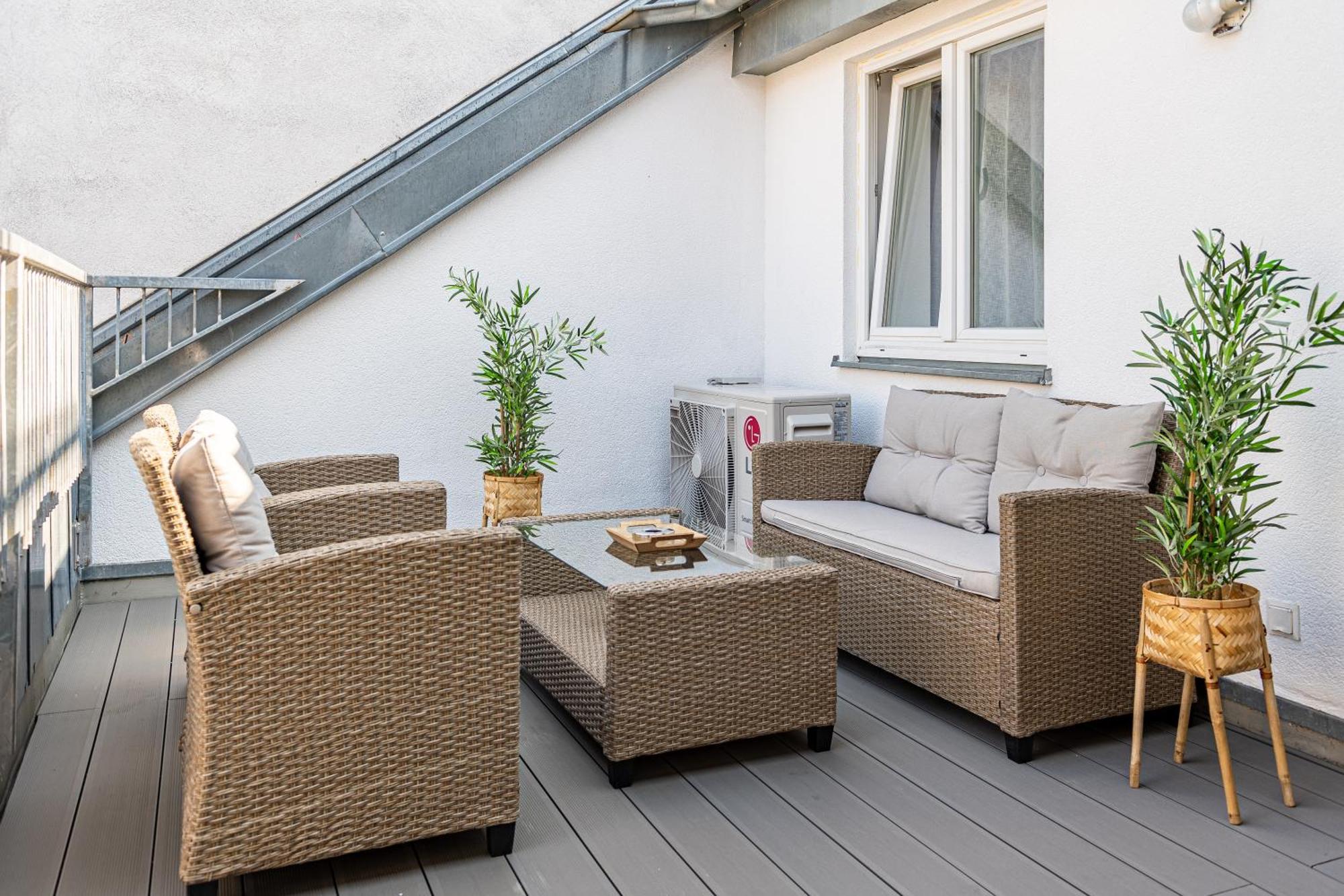 Apartment With Balcony Near Augarten Відень Екстер'єр фото